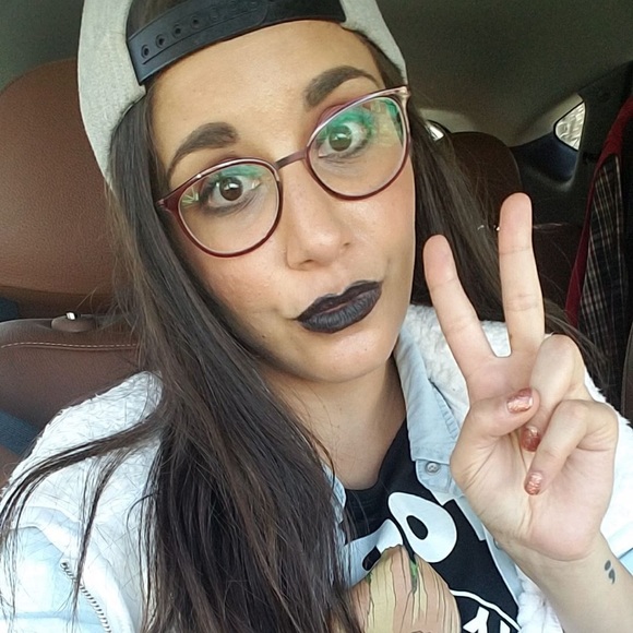 Meet your Posher, Sarita - Picture 2 of 8